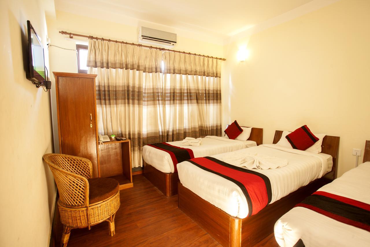 Deluxe Triple Room